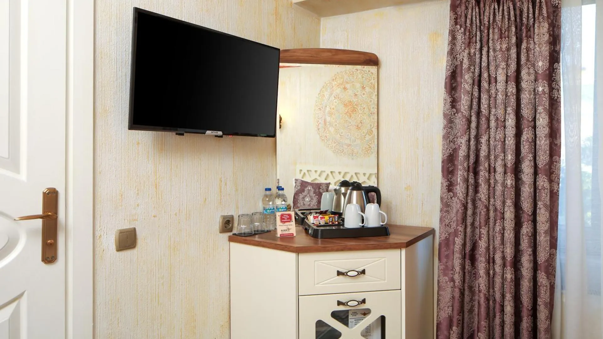 Aldem Hotel Стамбул