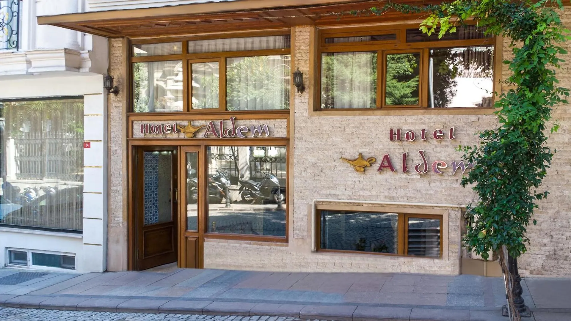 Aldem Hotel Стамбул