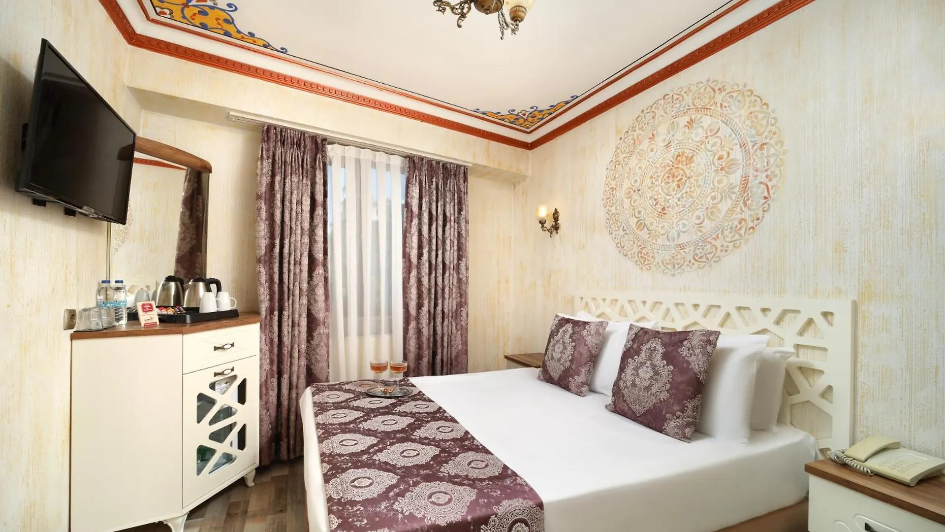 Aldem Hotel Стамбул