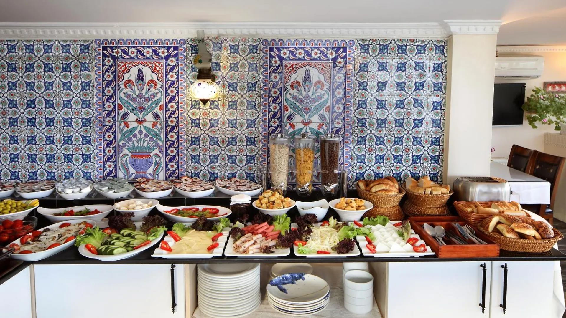 Aldem Hotel Стамбул