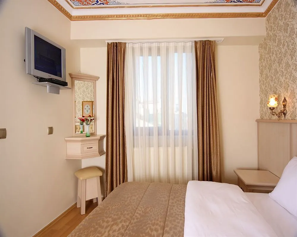 Aldem Hotel Стамбул 3*,